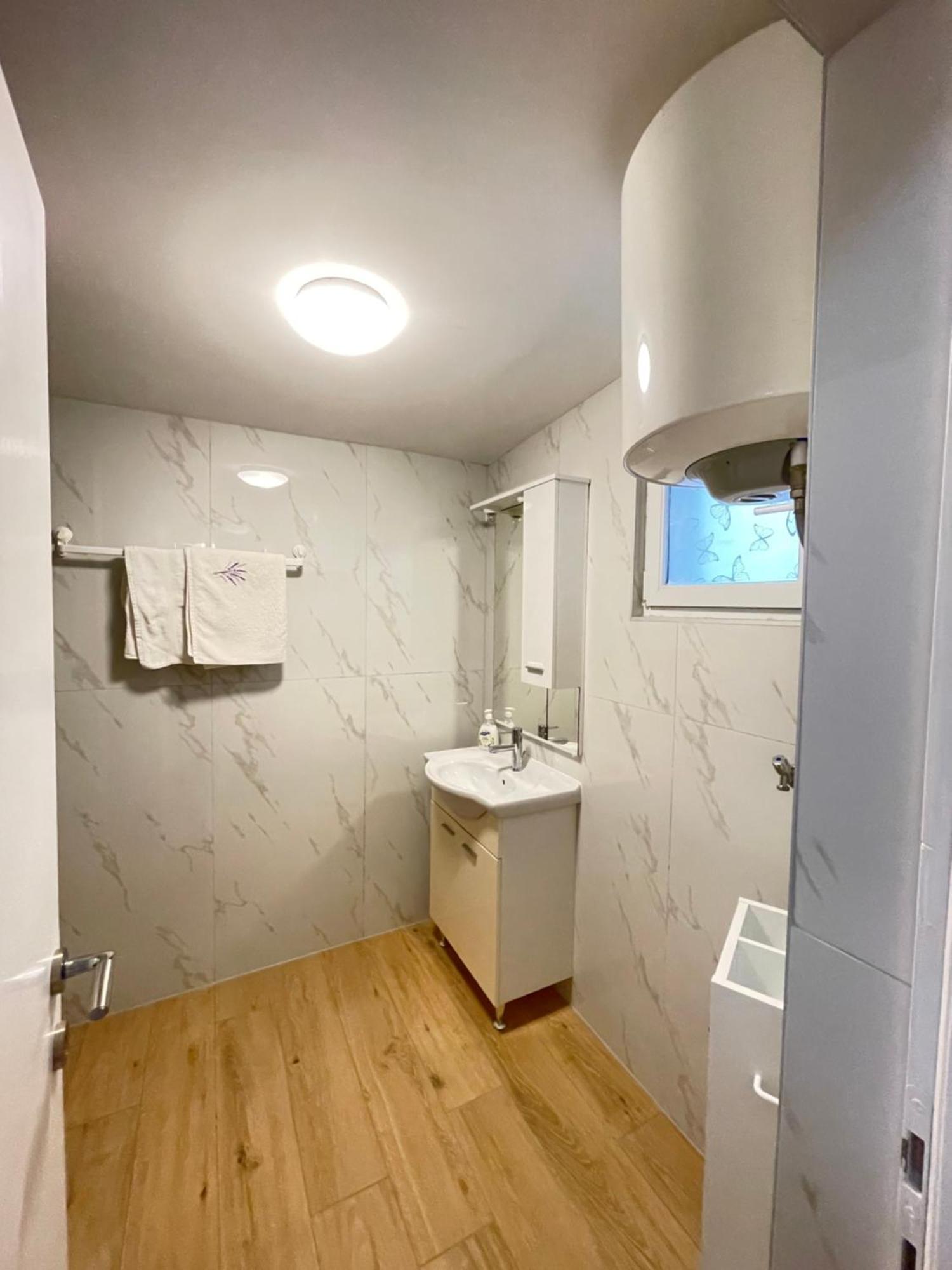 Apartment Mika Pula Luaran gambar