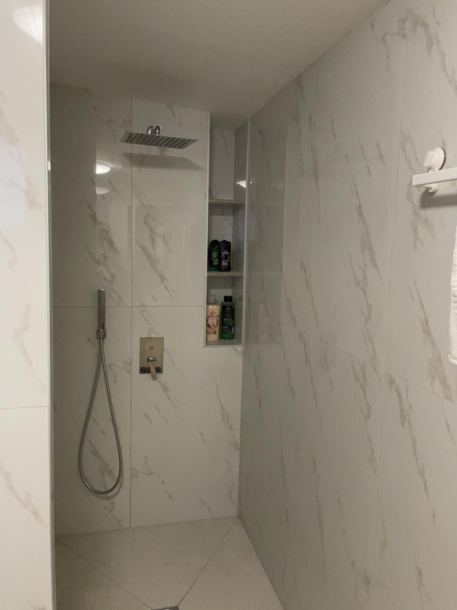 Apartment Mika Pula Luaran gambar
