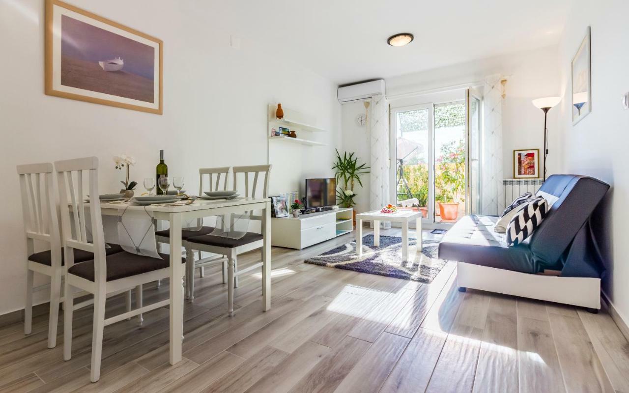 Apartment Mika Pula Luaran gambar